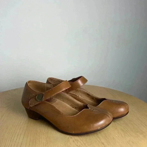 Taos Footwear Shoes - Taos Leather Brown Mary Jane Shoe Comfort Support Sz 6 Business Casual Walking